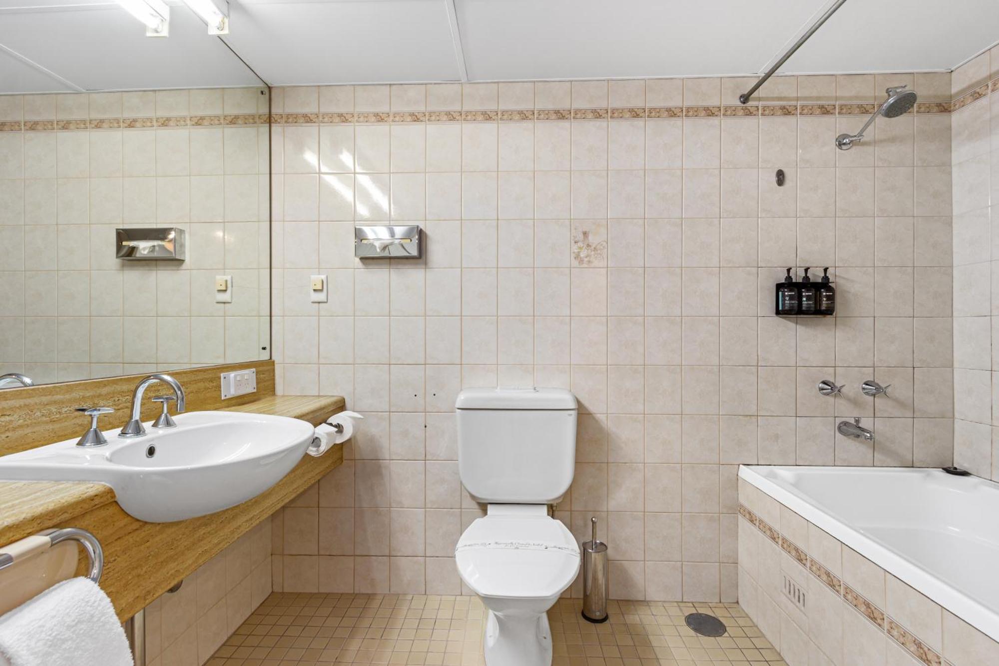 North Adelaide Comfort Hotel Adelaide Meridien מראה חיצוני תמונה