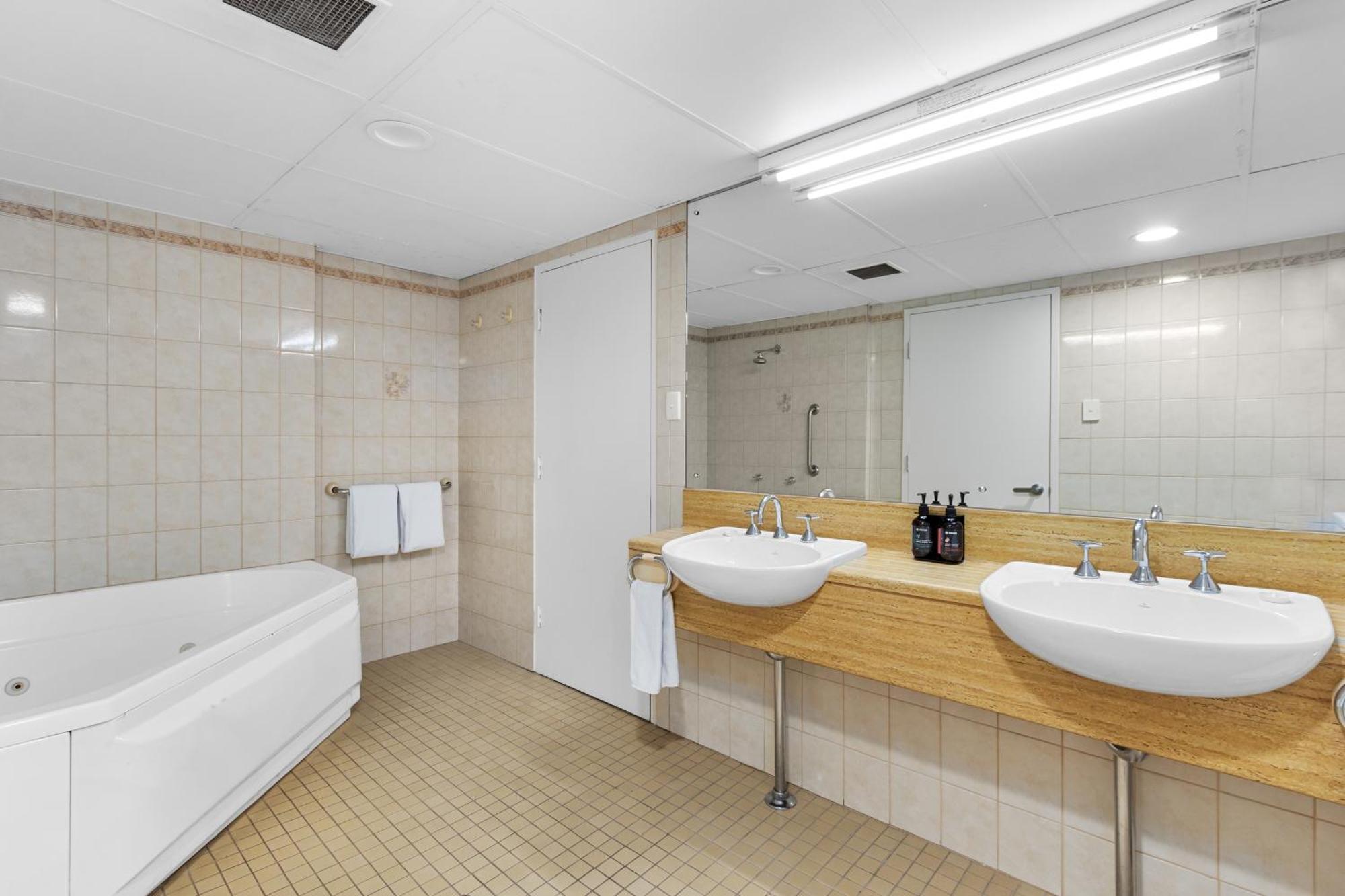 North Adelaide Comfort Hotel Adelaide Meridien מראה חיצוני תמונה