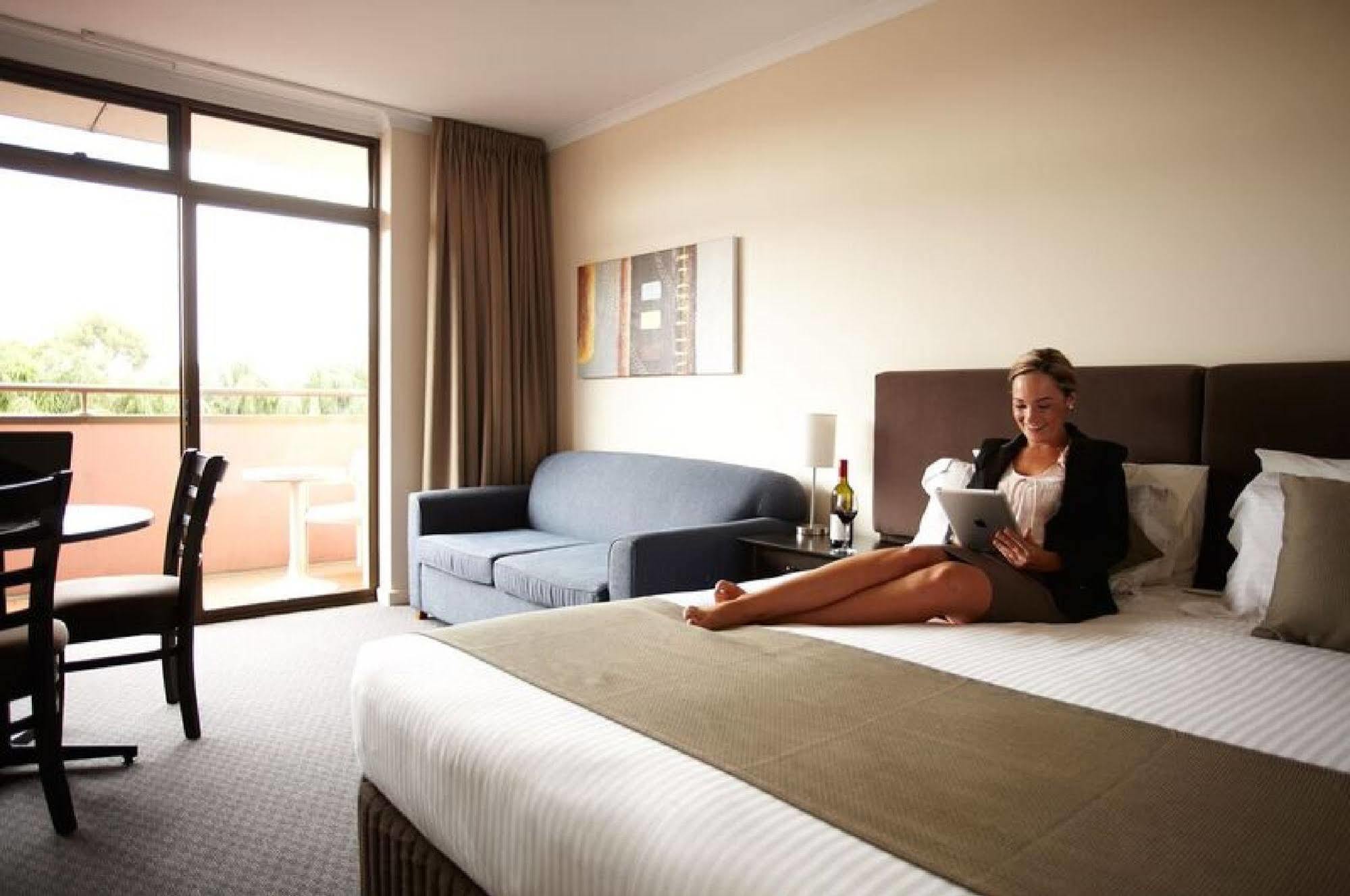 North Adelaide Comfort Hotel Adelaide Meridien מראה חיצוני תמונה