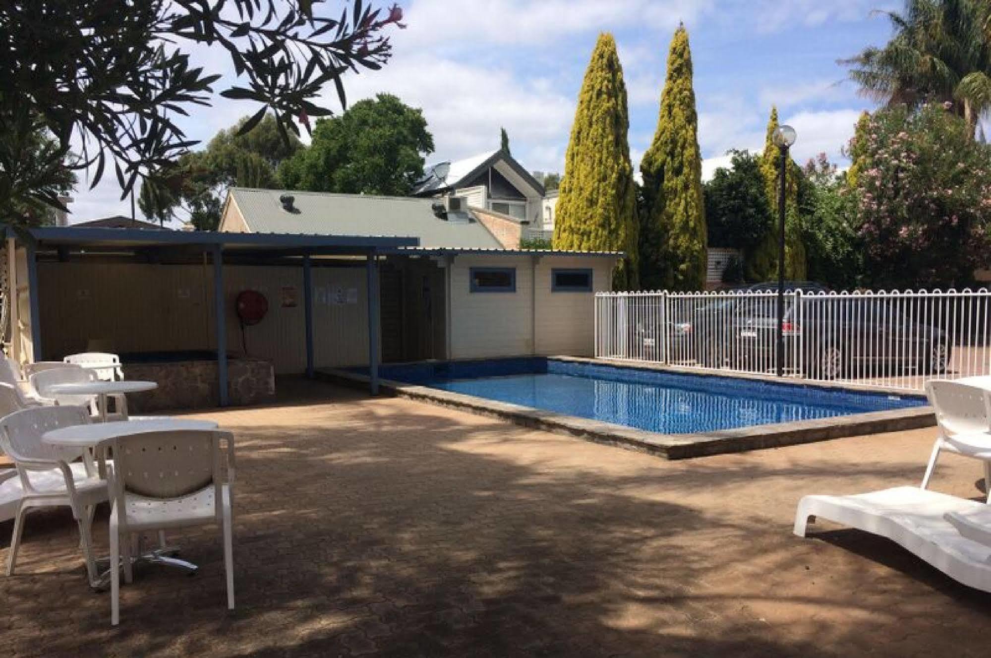 North Adelaide Comfort Hotel Adelaide Meridien מראה חיצוני תמונה